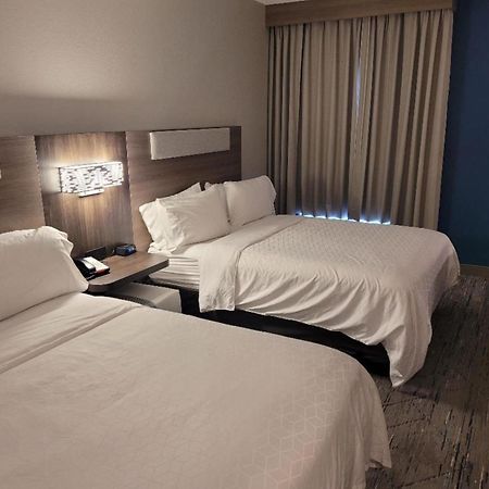Holiday Inn Express Hotel & Suites Starkville, An Ihg Hotel מראה חיצוני תמונה
