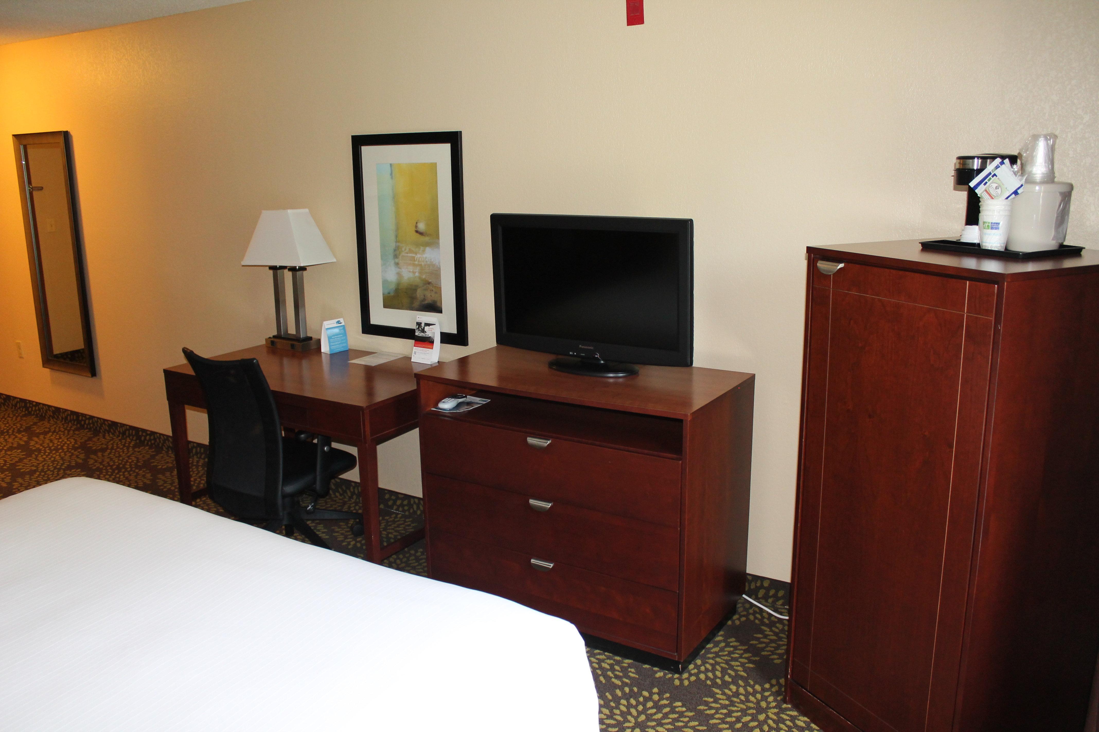 Holiday Inn Express Hotel & Suites Starkville, An Ihg Hotel מראה חיצוני תמונה