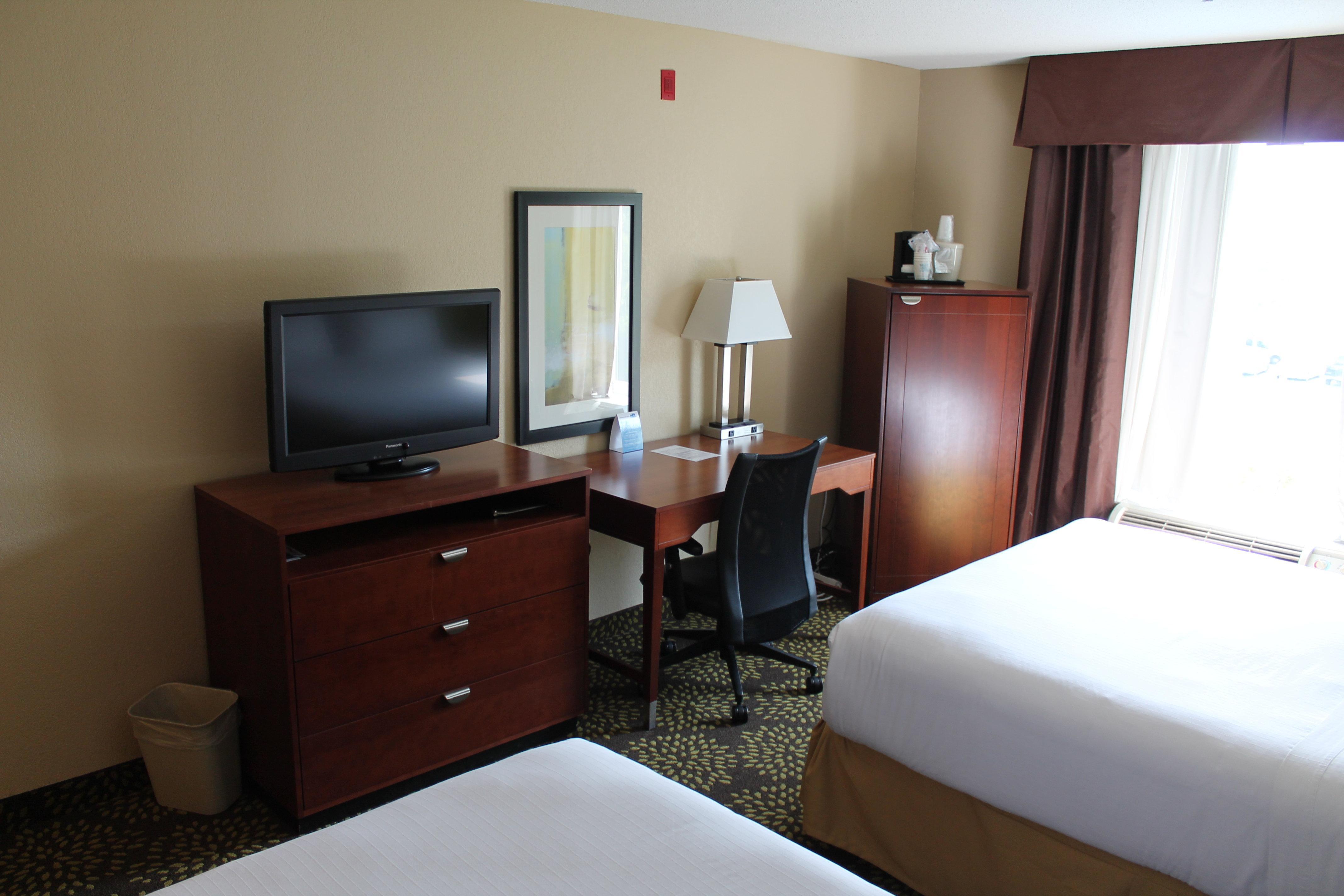 Holiday Inn Express Hotel & Suites Starkville, An Ihg Hotel מראה חיצוני תמונה