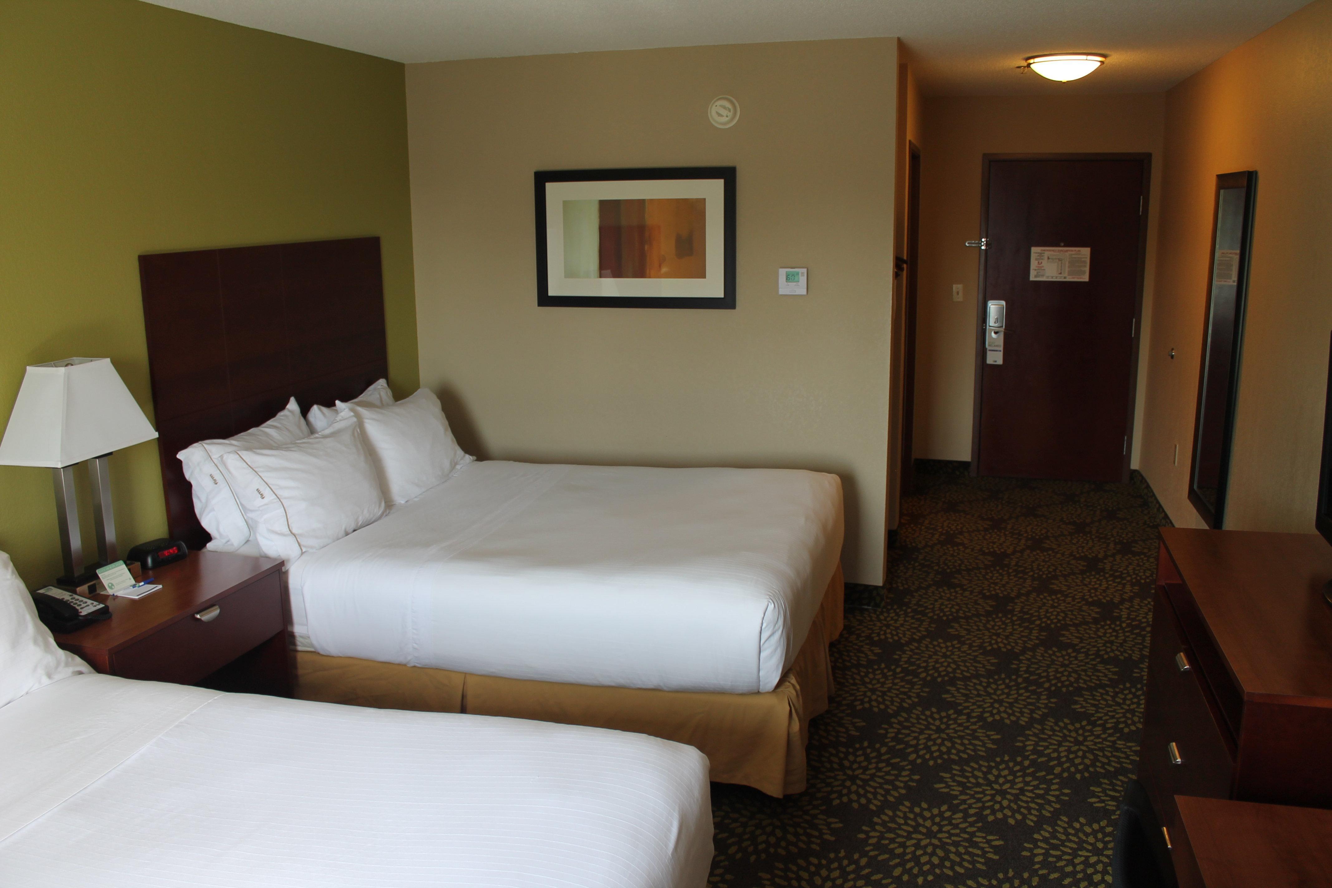 Holiday Inn Express Hotel & Suites Starkville, An Ihg Hotel מראה חיצוני תמונה