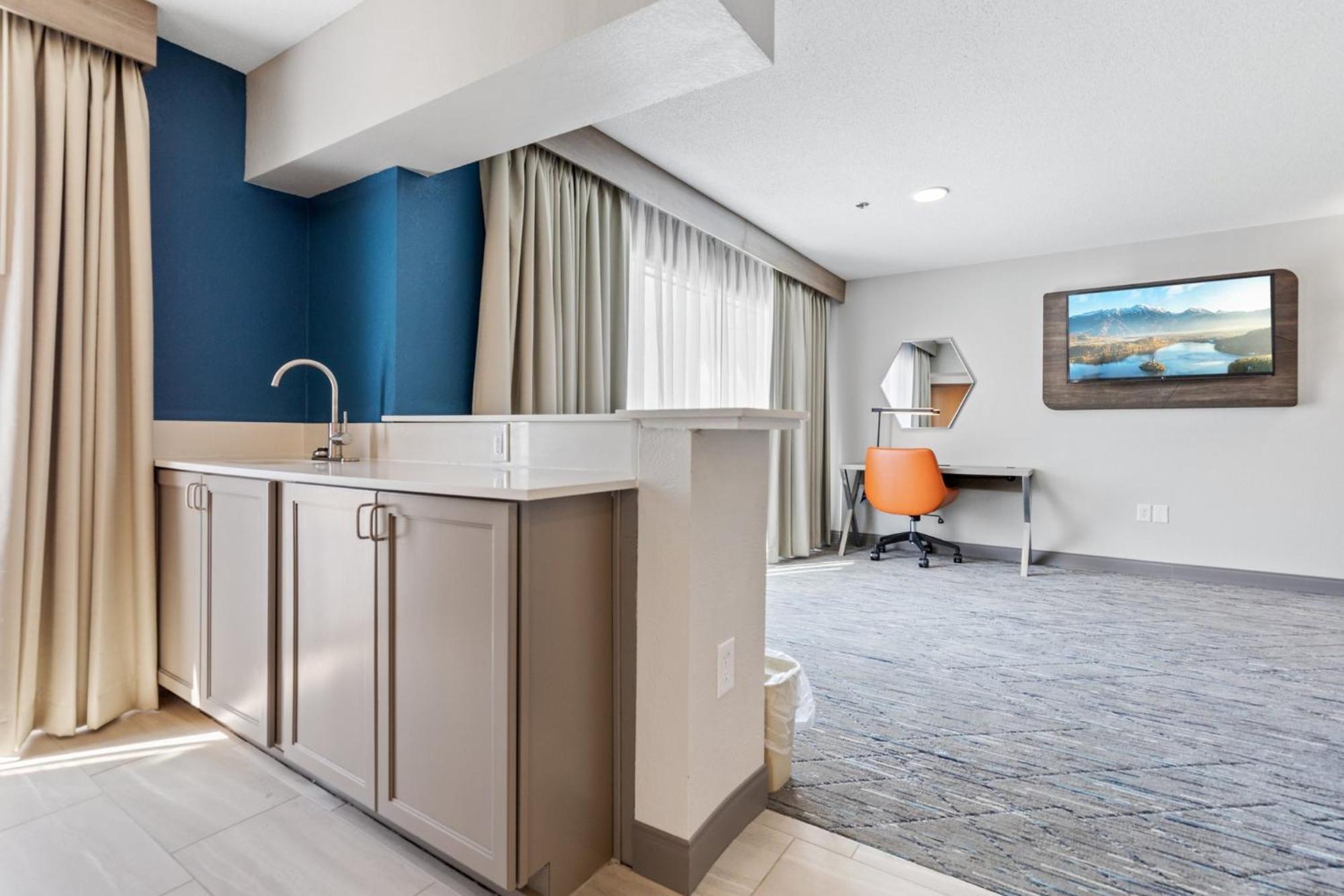 Holiday Inn Express Hotel & Suites Starkville, An Ihg Hotel מראה חיצוני תמונה