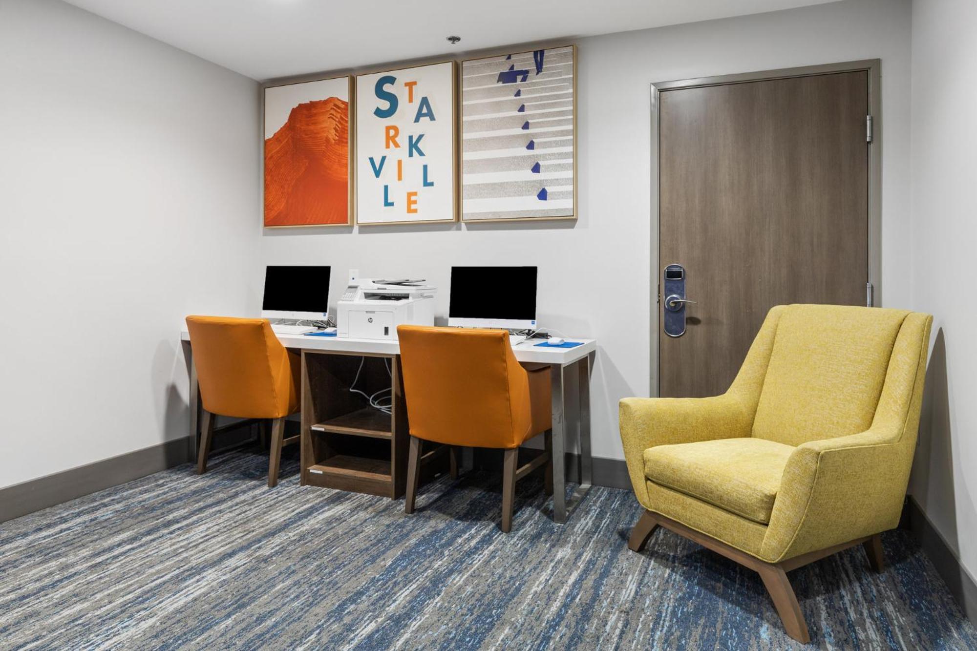 Holiday Inn Express Hotel & Suites Starkville, An Ihg Hotel מראה חיצוני תמונה
