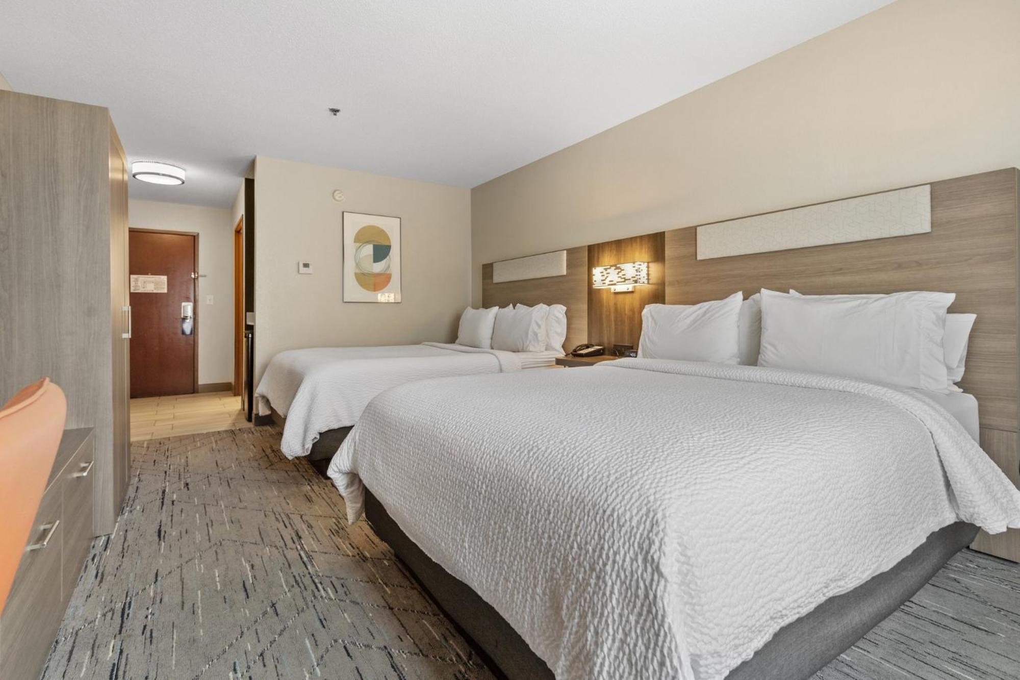 Holiday Inn Express Hotel & Suites Starkville, An Ihg Hotel מראה חיצוני תמונה